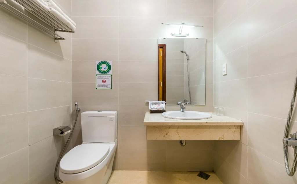 Phu Hoang Nam Hotel
