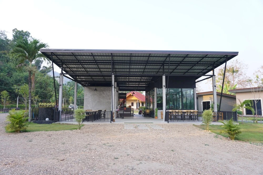 Ratchanee Resort Ban Rai