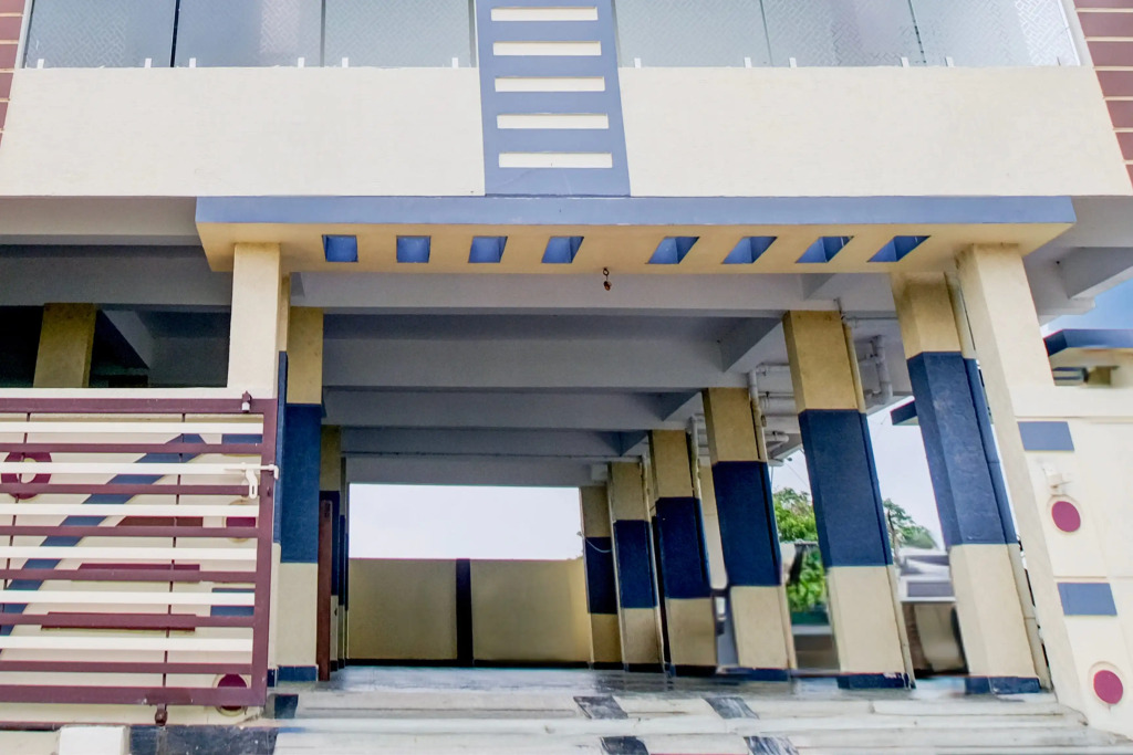 Hotel O Ramavarapadu Near PVR Icon