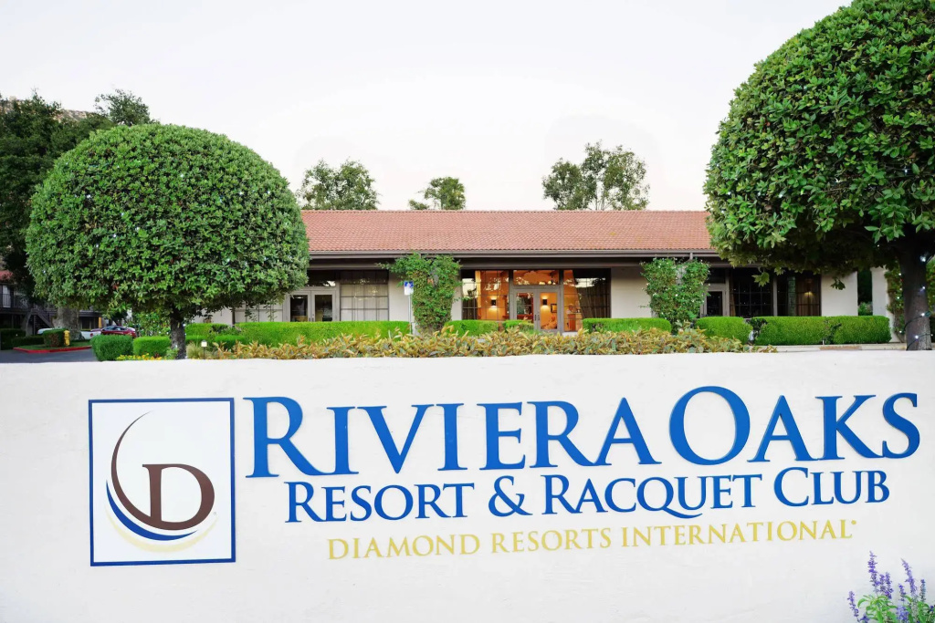 Riviera Oaks Resort by Coolvacay