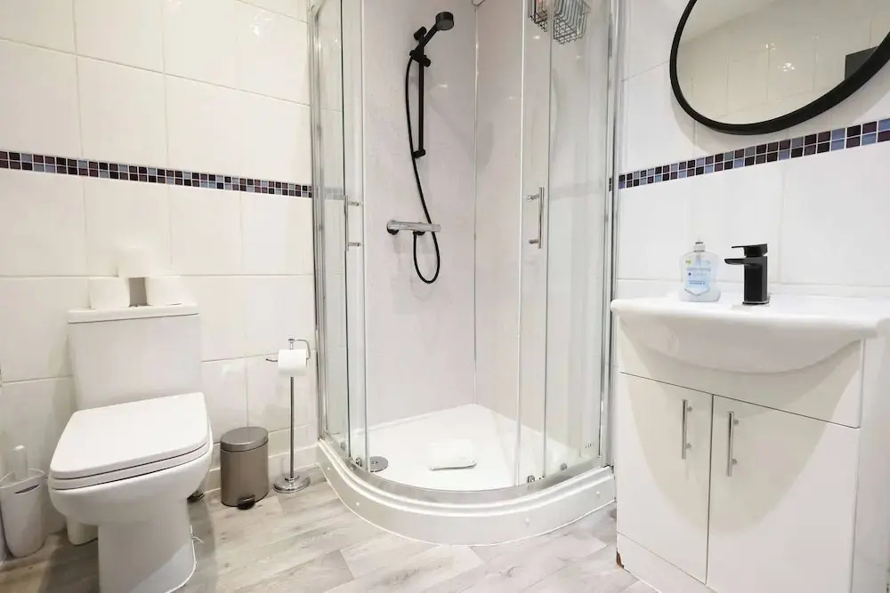 Luxury Living, Central Spot