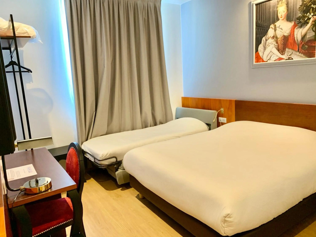 Hotel des Lys