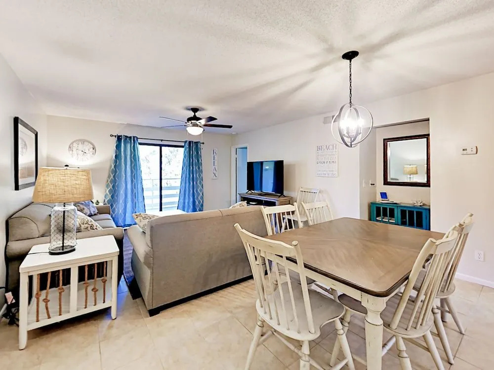 Folly Field Condo #27e Fiddler's Cove 2 Bedrooms 2 Bathrooms Condo