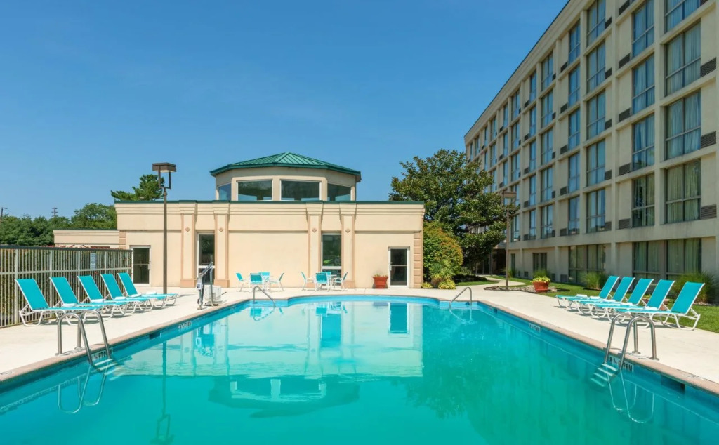 Holiday Inn Philadelphia-Cherry Hill by IHG