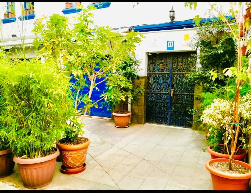 Hotel Cantuña