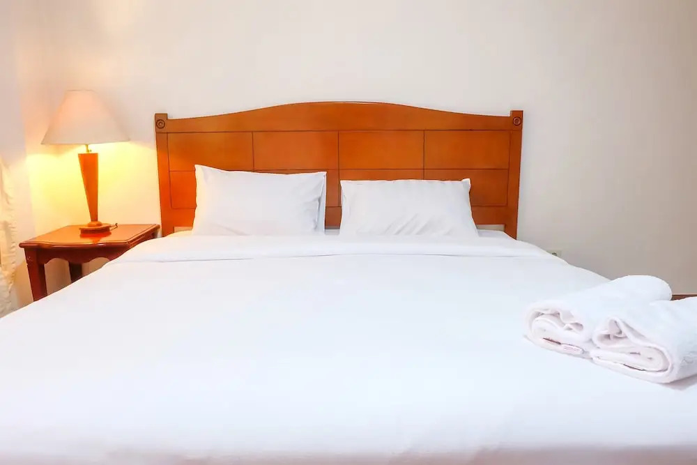 3 Bedrooms Luxury Senopati SCBD Apartment by Travelio