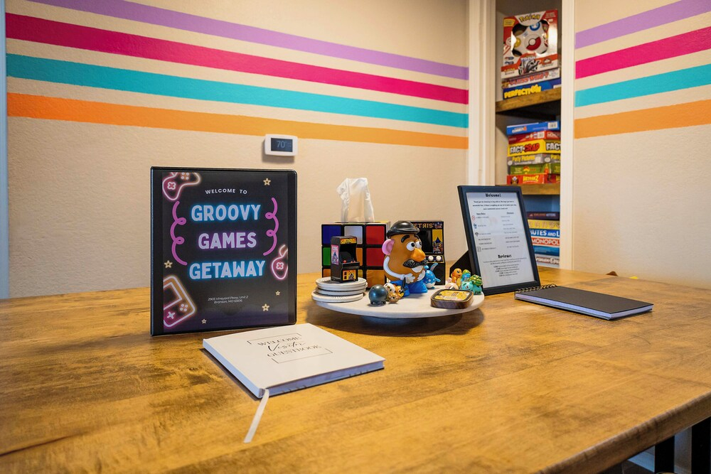 'groovy Games Getaway' Holiday Stay in Branson!