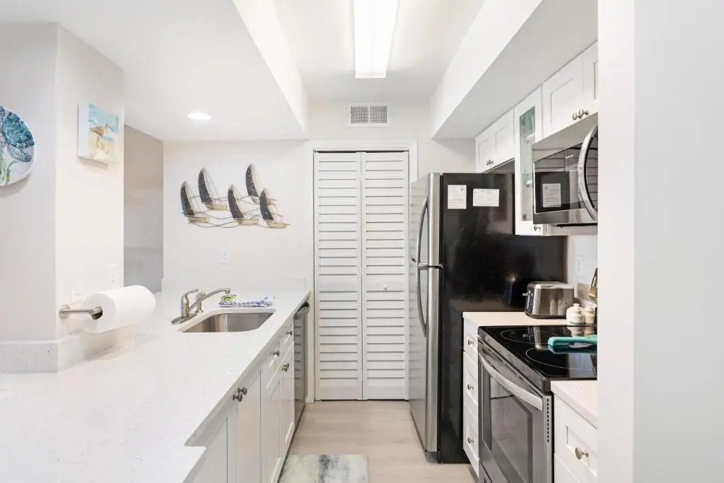 1315 Pelican Watch Villas-Beachfront & Amenities - on Sale