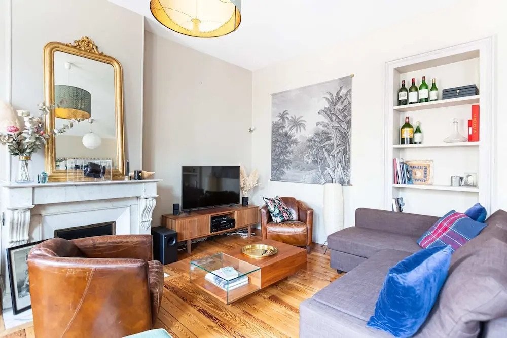 Typical Bordeaux Apartment