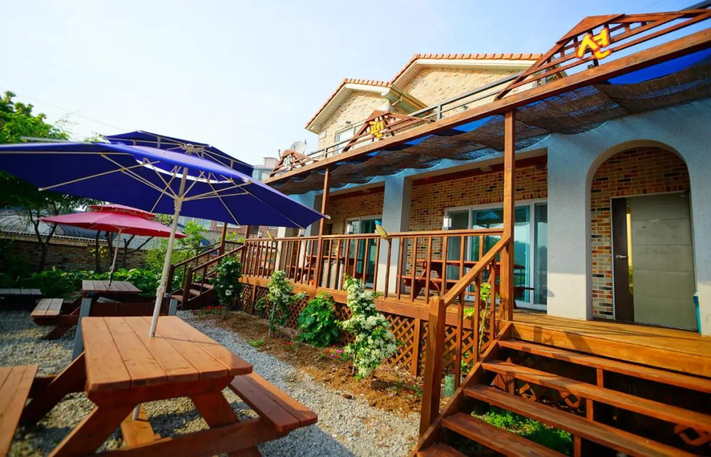 Buan Jayeon Garden Pension