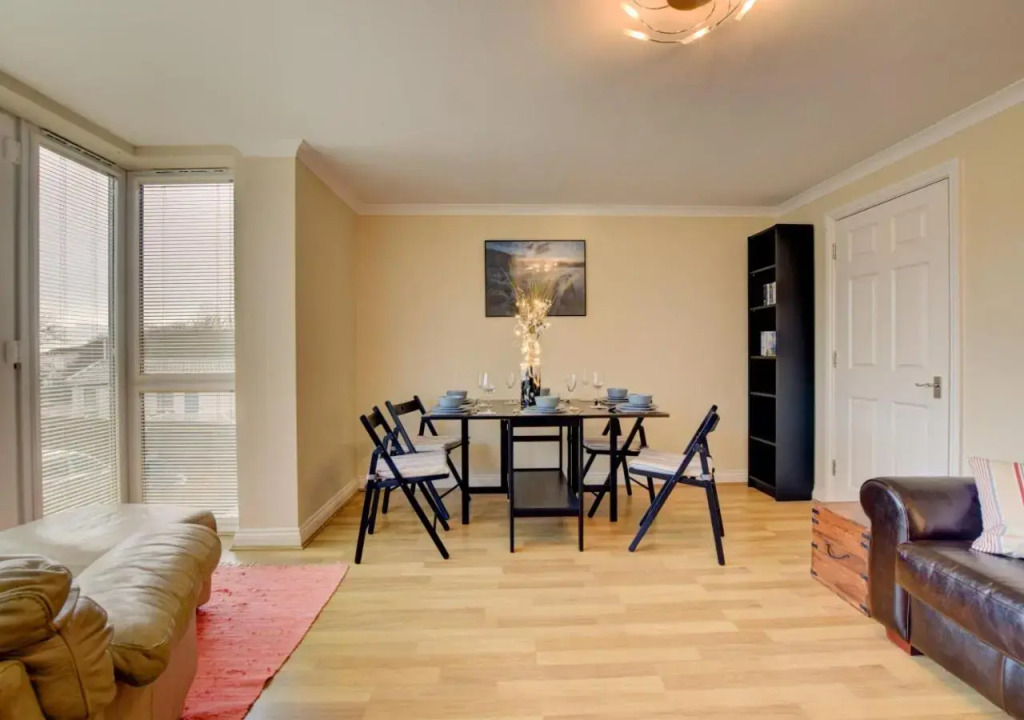 Bowleaze Beach Apartment