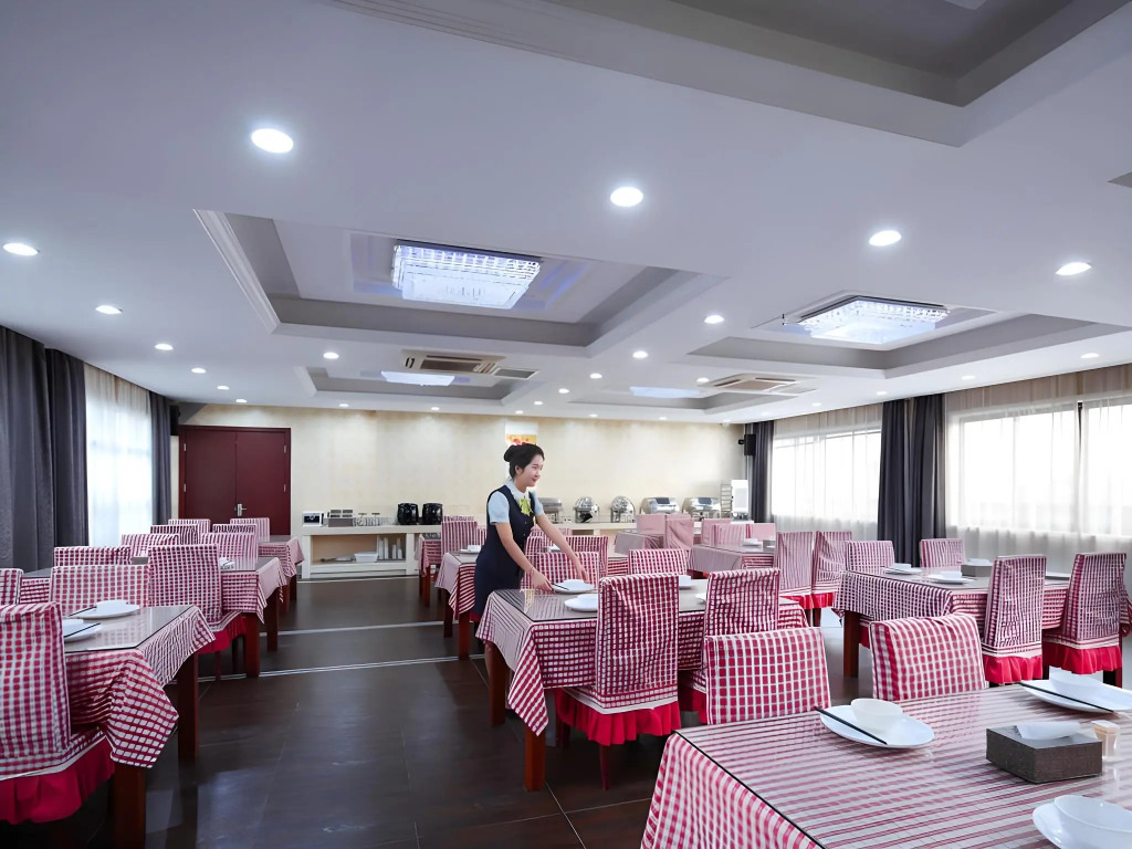 Vienna Hotel Shanghai Jing'an Gaoping Road