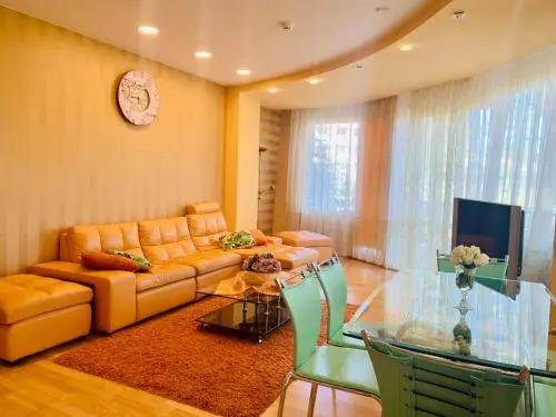 Arunes Apartments