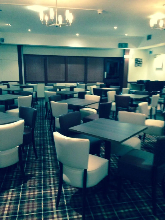 King Robert Hotel