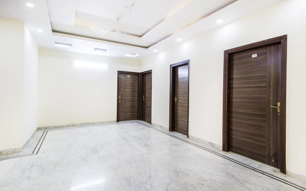 FabHotel Royal Tulip Sushant Lok II