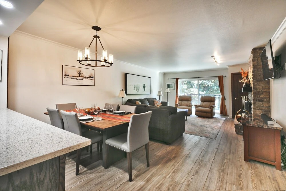 Park Station 228 2 Bedroom Condo by RedAwning