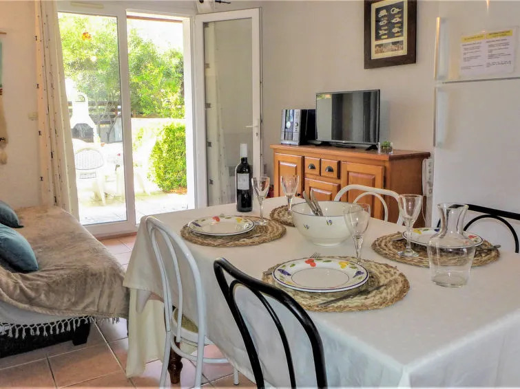 Holiday Home Les Jardins de la Clape-1 by Interhome