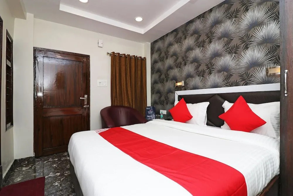 OYO 16919 Hotel Prerna