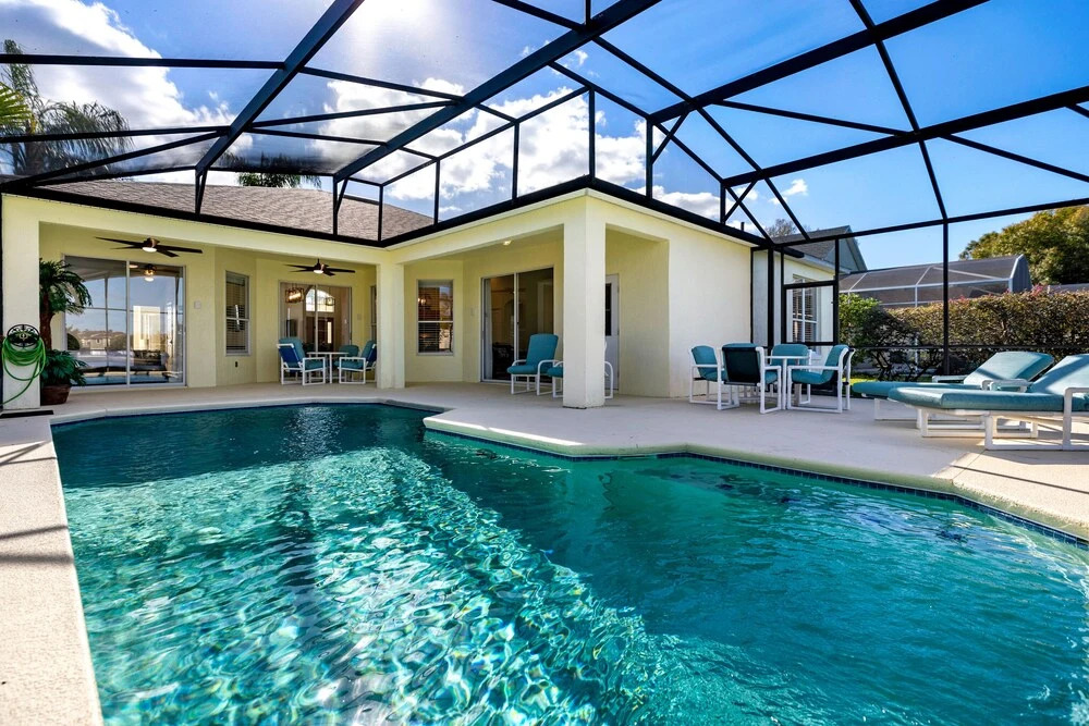 Hills Bay Retreat