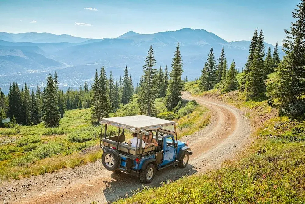 River Mnt Lodge W105D