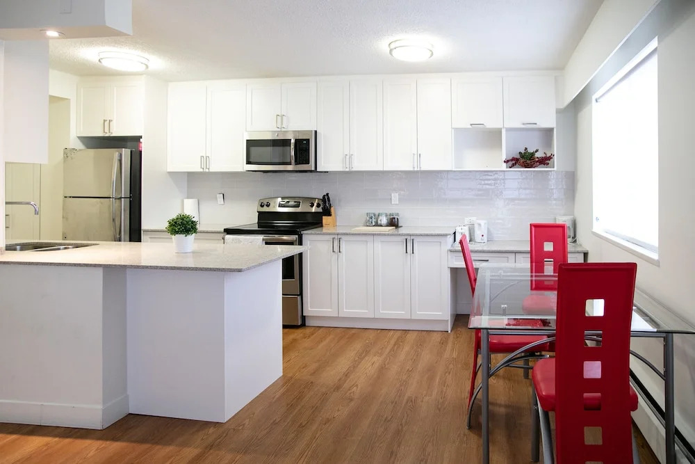 Pelicanstay in Burnaby