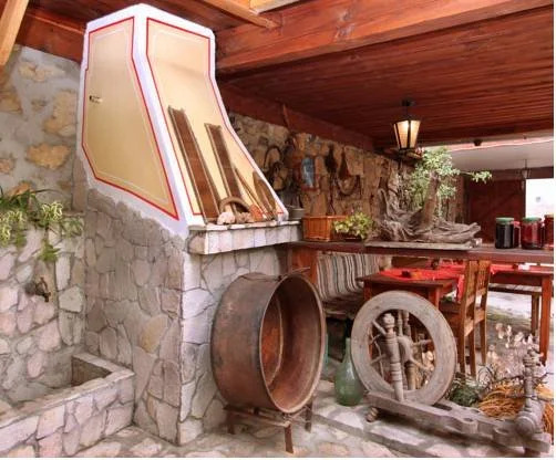 Nenchova Guest House