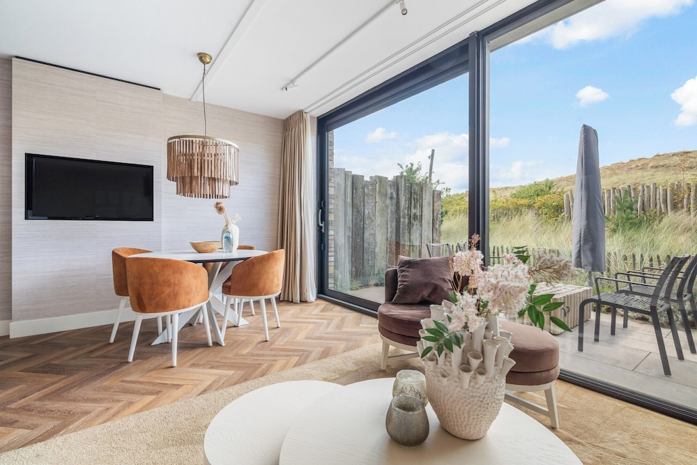 Inviting Apartment With a Garden