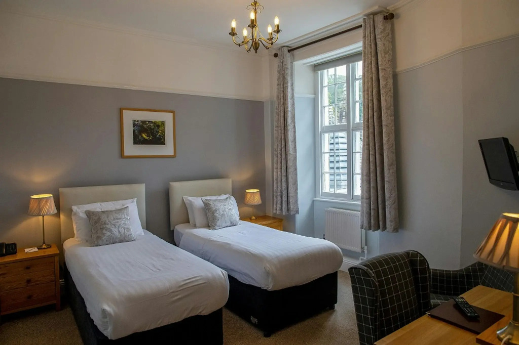 Bedford Hotel