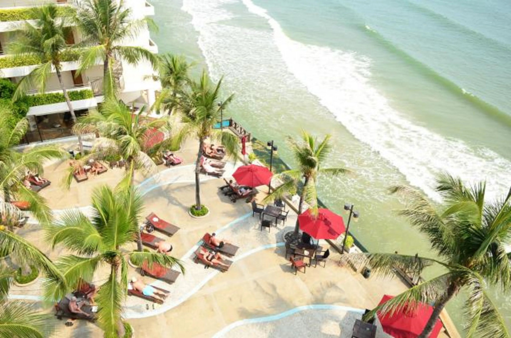 Imperial Hua Hin Beach Resort