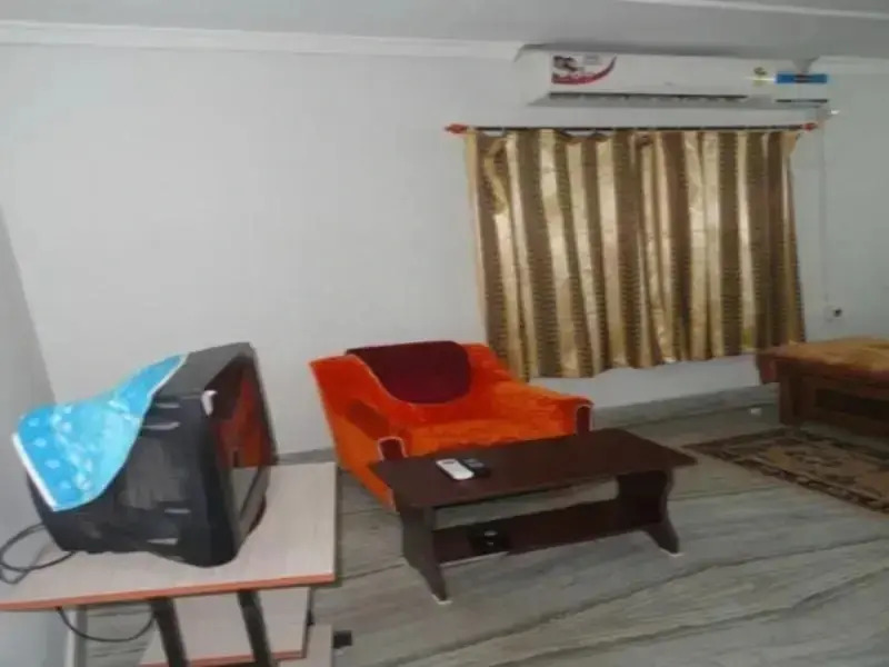 Maa Tarini Guest House