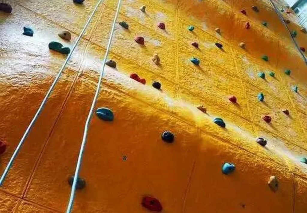 98 Climbing Hostel