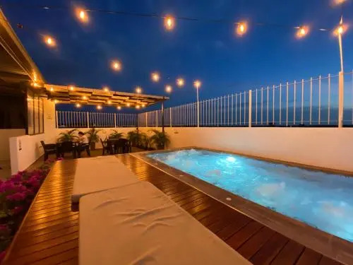 CasaBlanca ApartaEstudios