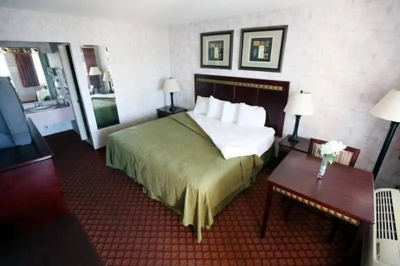 Quality Inn Airport