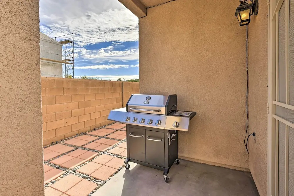 Stonebridge River Home in Gated Community