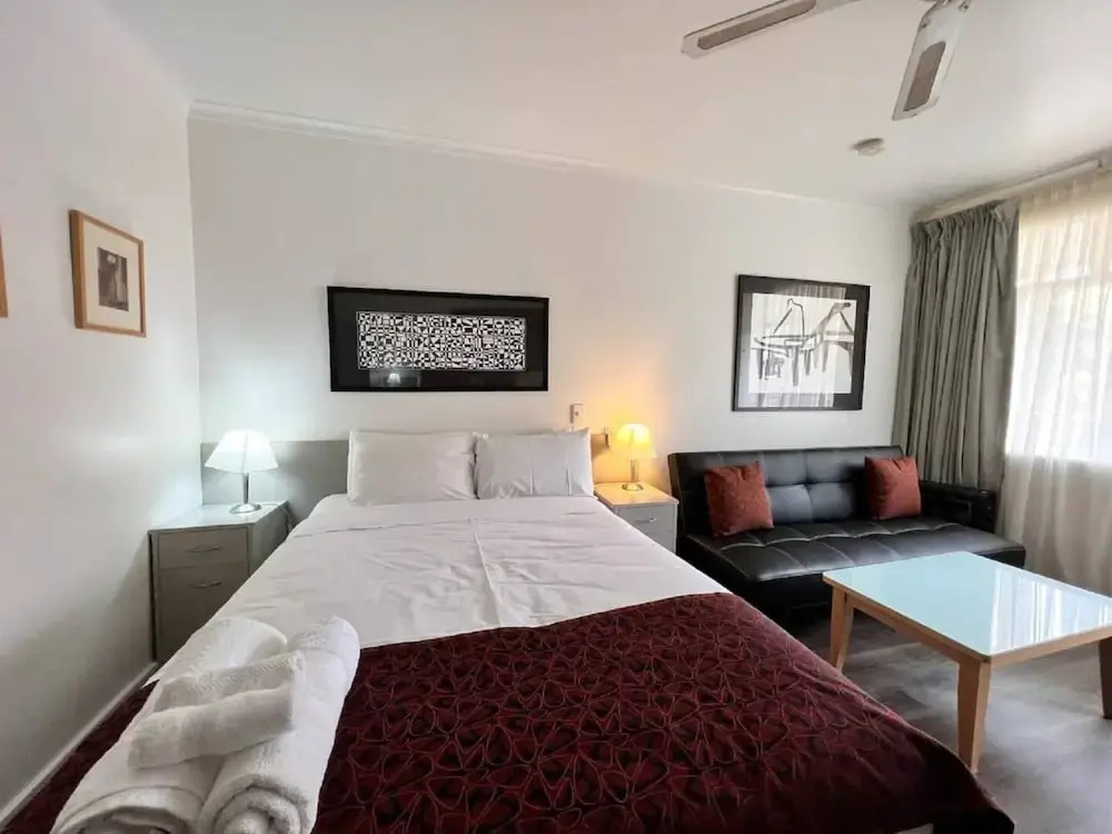 Unwind Glenelg Studio Apartment no 31