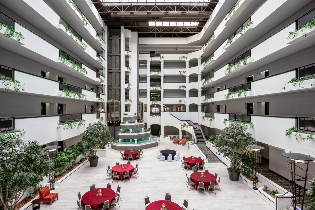 Holiday Inn & Suites Springfield - I-44 by IHG