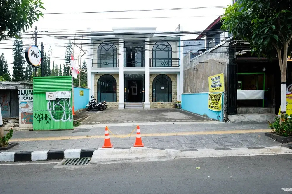 Sans Arya Hotel Batu