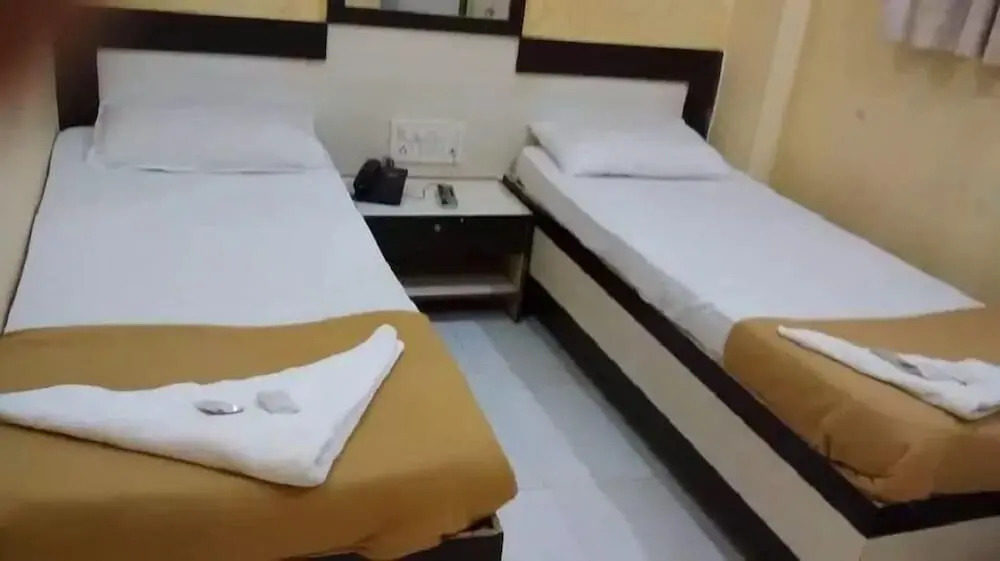 Room Maangta 127 - Andheri