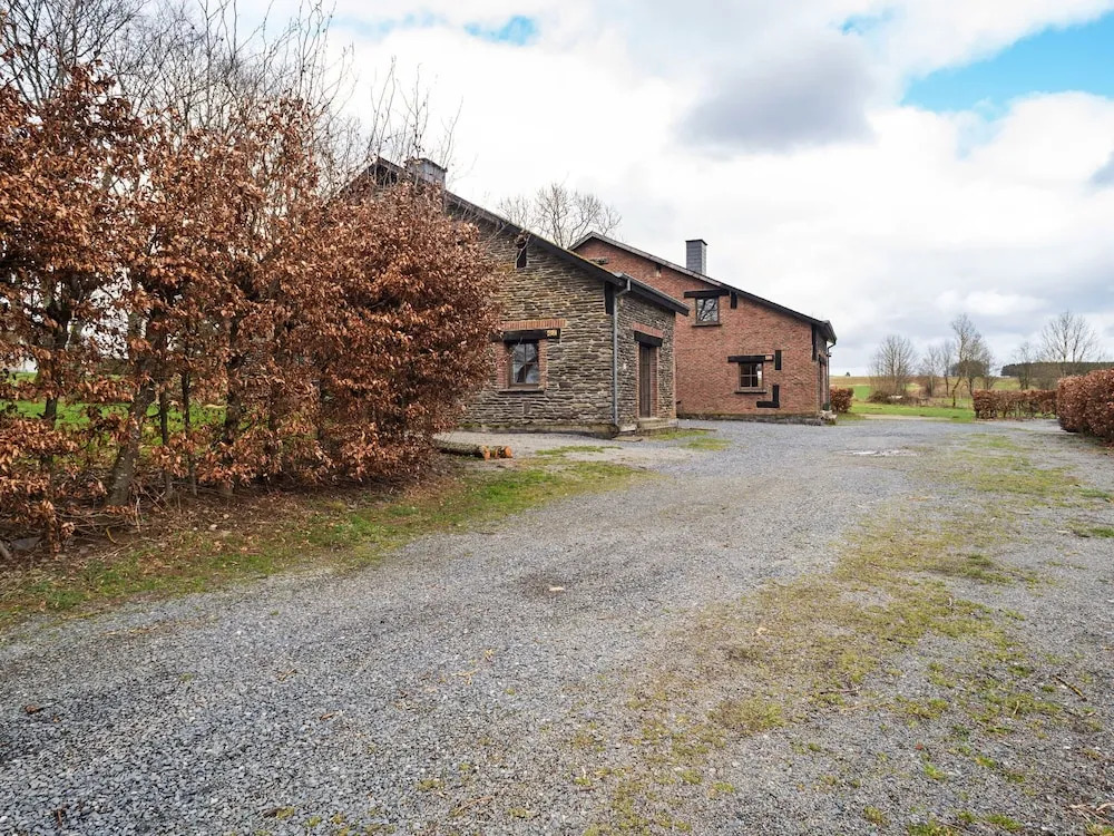 Simplistic Cottage in Nadrin With Garden
