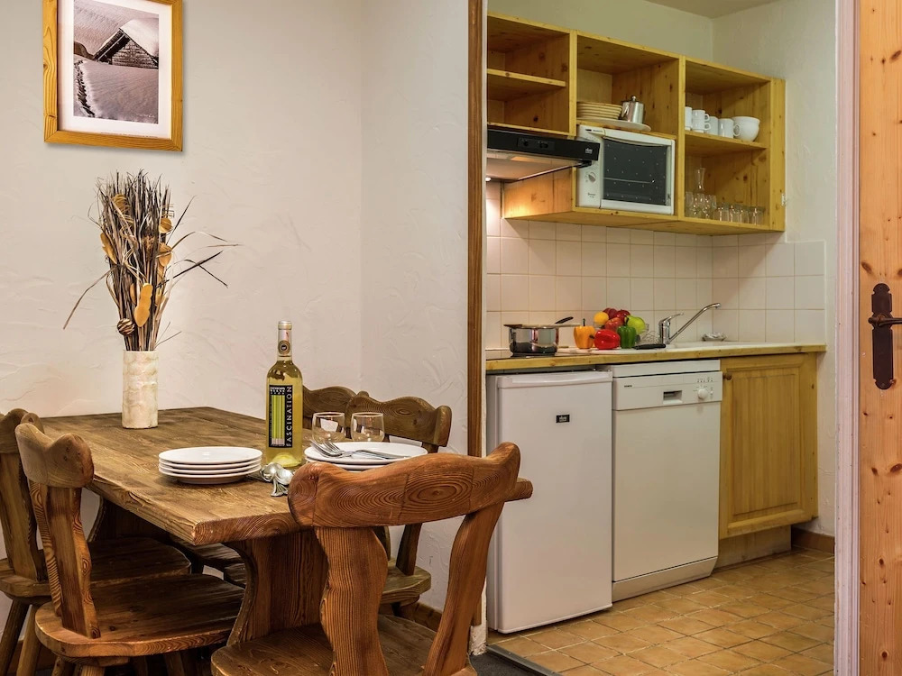 Savoyards and rustic studio in the heart of Val d'Isère