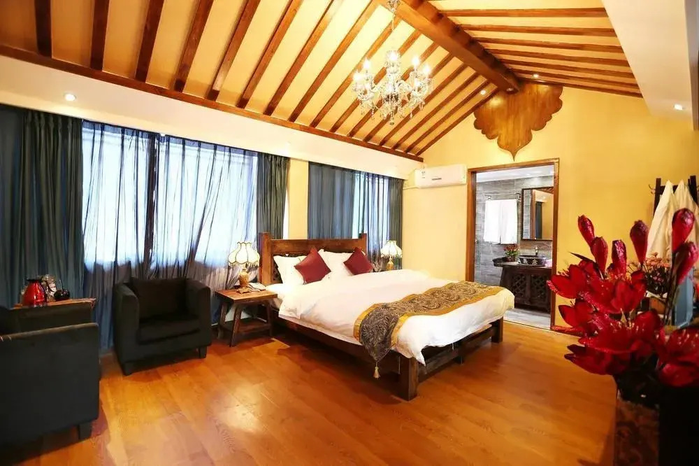 Yiya Boutique Inn