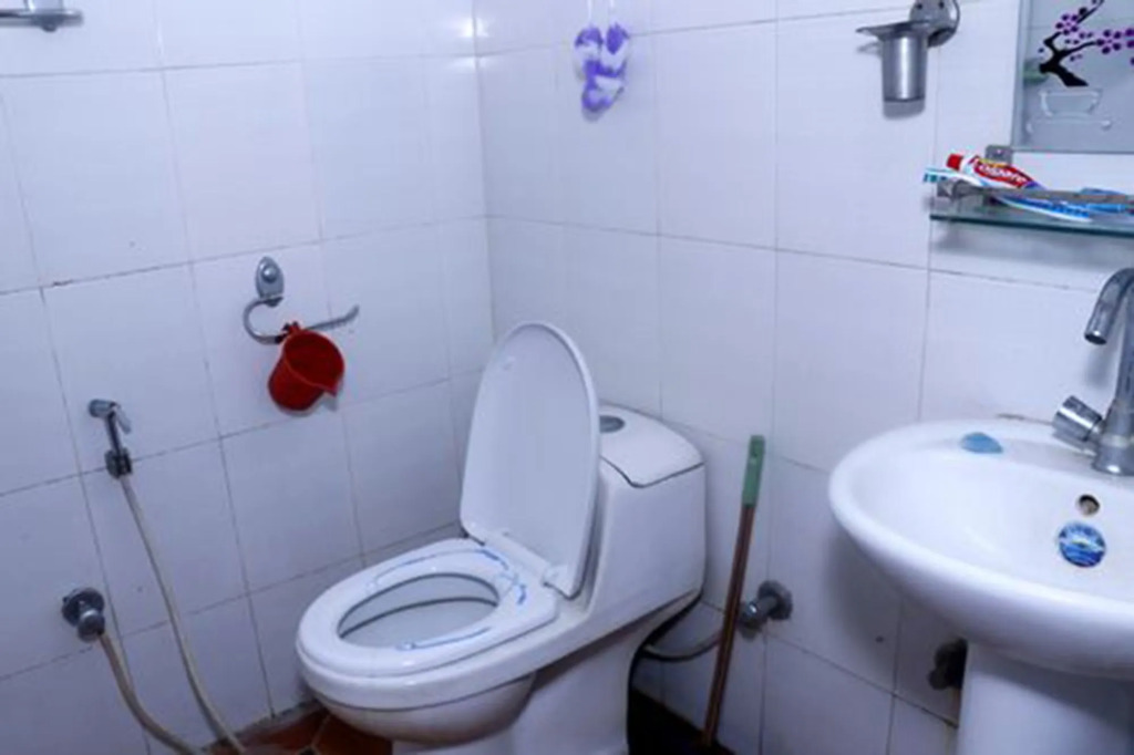 Saras Backpackers Hotel