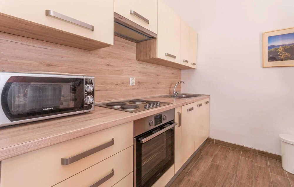 Nice Apartment in Drage With Wifi and 2 Bedrooms
