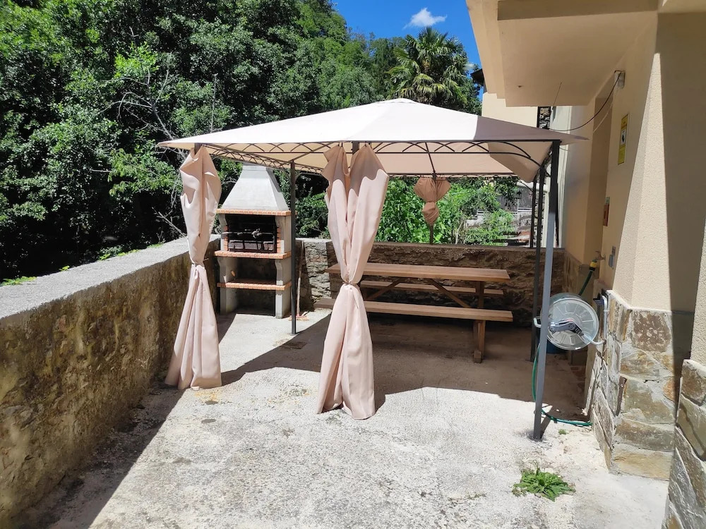 Apartamentos el Rincon de Limes