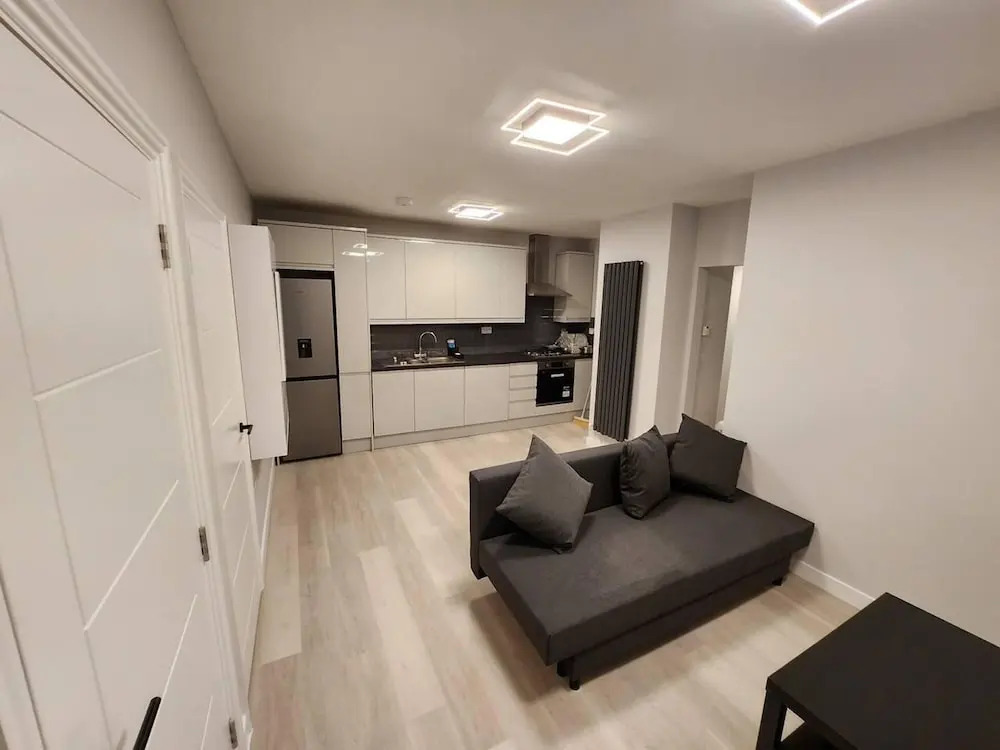 Beautiful 2-bed Apartment in London - Sleeps 6!