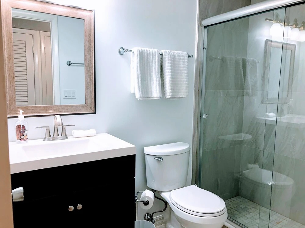 Olde Naples Condo #817