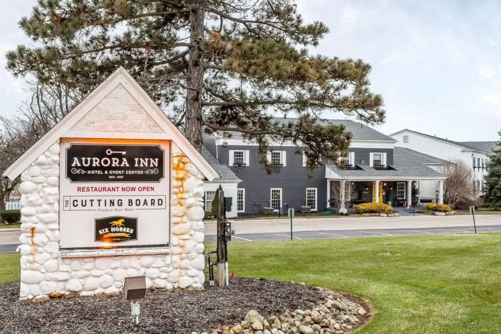The Aurora Inn Hotel and Event Center