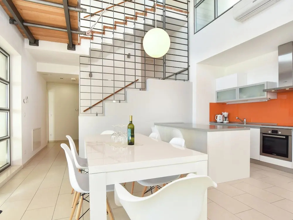 Swanky Villa in Makarska With Sauna, Jacuzzi & Mountain Views