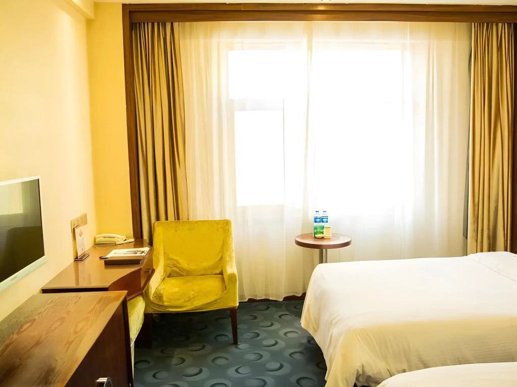 GreenTree Inn LanZhou YanBei Road United University Express Hotel