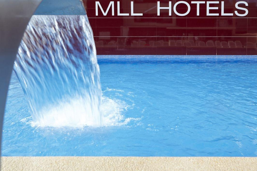 MLL Caribbean Bay